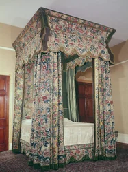 Four Poster Bed with Embroidered Hangings